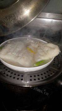 美味的清蒸龙利鱼做法图解3)