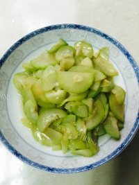 家常菜清炒蒲瓜
