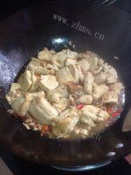 简易的小葱煎豆腐做法图解5)