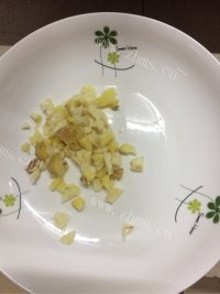 酱焖鸭头鸭掌做法图解2)
