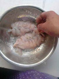 色味俱佳的松鼠桂鱼做法图解5)