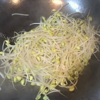 油而不腻的水煮牛肉做法图解4)
