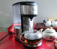 美味的雪梨柠檬红茶做法图解3)