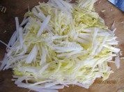 白菜丝拌海蜇做法图解2)