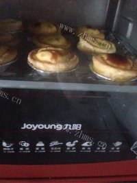 喷香的蛋挞做法图解6)