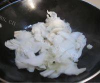 可口的白菜炖粉条做法图解9)