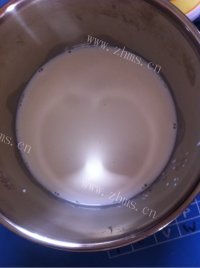 香气浓郁的原味蛋挞做法图解2)