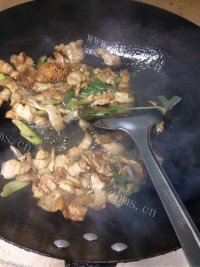 美味的豆角焖面做法图解5)