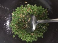 唇齿留香的肉末豆角做法图解7)