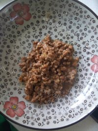 可口的番茄牛肉酱意面做法图解3)