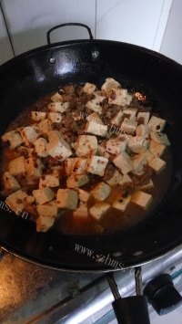 麻婆豆腐做法图解7)