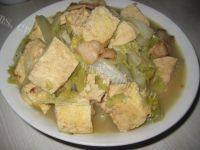 家常白菜炖冻豆腐