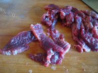 家常菜粉蒸牛肉做法图解2)