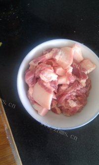 家常菜青椒炒猪肉做法图解2)