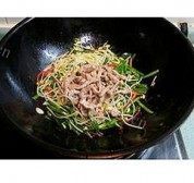 黄豆芽炒肉丝