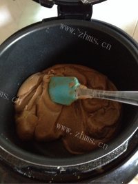 美味的纯手工莲蓉月饼做法图解3)