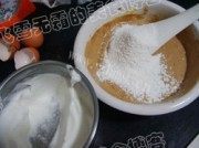 自己做的巧克力淋面蛋糕做法图解6)