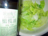 家常菜凉拌手撕包菜做法图解8)