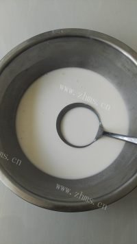 自制美味凉皮做法图解9)