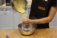 烤箱版巧克力甜甜圈做法图解8)