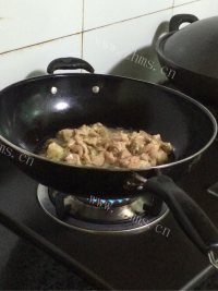 家常醋溜肉做法图解4)