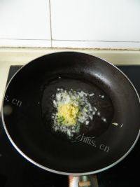 有特色的老北京炸酱面做法图解6)