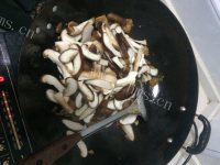 五味俱全的香菇炒肉片做法图解8)
