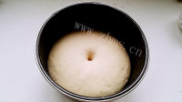美味的豆沙包#新鲜从这里开做法图解2)