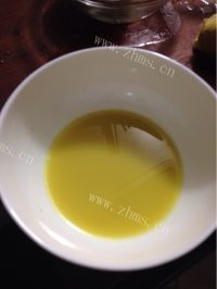 美味的姜汁奶做法图解3)