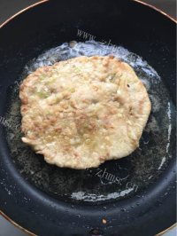 好吃的家常牛肉饼做法图解6)