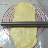 美味的香肠面包做法图解6)