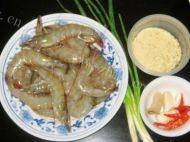 美味的避风塘虾做法图解1)