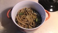 美味的芝士焗炒面做法图解13)