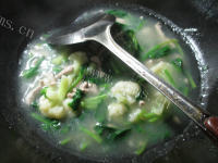 美味佳肴里脊肉菠菜花菜羹做法图解11)
