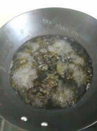 美味的紫菜蛋花汤做法图解4)