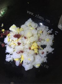 香气浓郁的蛋炒饭做法图解5)