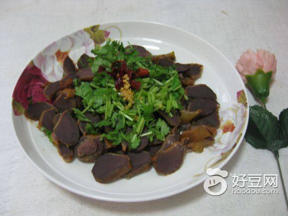 凉拌鸭胗