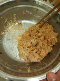 美味的冬瓜肉丸汤做法图解1)