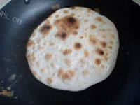 清脆的鸡蛋灌饼做法图解9)