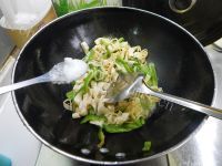 家常菜青椒炒豆皮做法图解7)