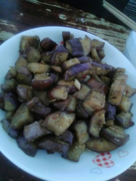 色香味俱全的红烧茄子