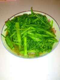 家常菜清炒空心菜