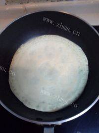 中式菠菜鸡蛋饼做法图解5)