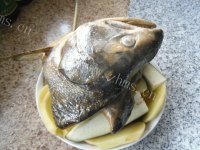 下饭菜之无敌美味煎蒸咸鱼头做法图解8)
