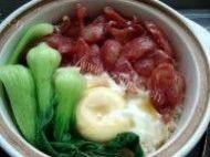 自己做的广式腊味煲仔饭
