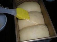 自制港式吐司做法图解15)