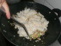 味道不错的蛋炒饭做法图解10)