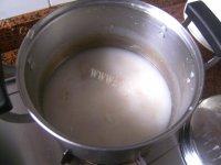 美味早餐鲜虾瘦肉粥做法图解7)