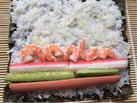 美味的鲜虾沙拉寿司的做法图解四