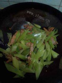 家常菜肉片炒莴笋